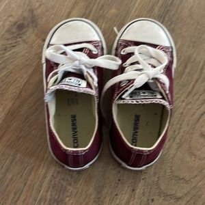 Kids Maroon chuck taylors. Converse